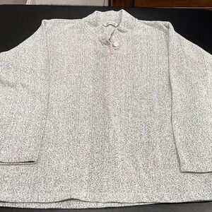 Orvis Men's Button Up Sweater in Light Gray